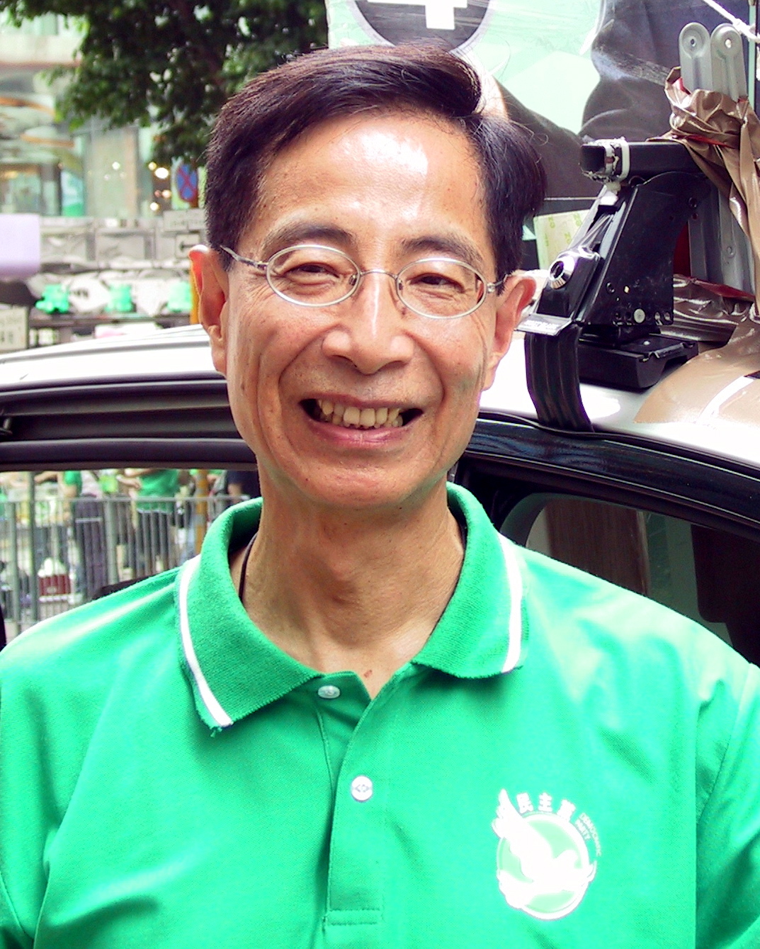 Martin Lee in 2004